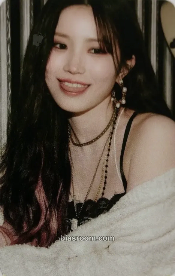Hayoung Midnight Guest Photocard - fromis_9 - fromis_9 K-pop photocard