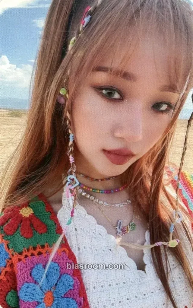 Choi Yoojung Choi Yoojung Sunflower K-pop photocard
