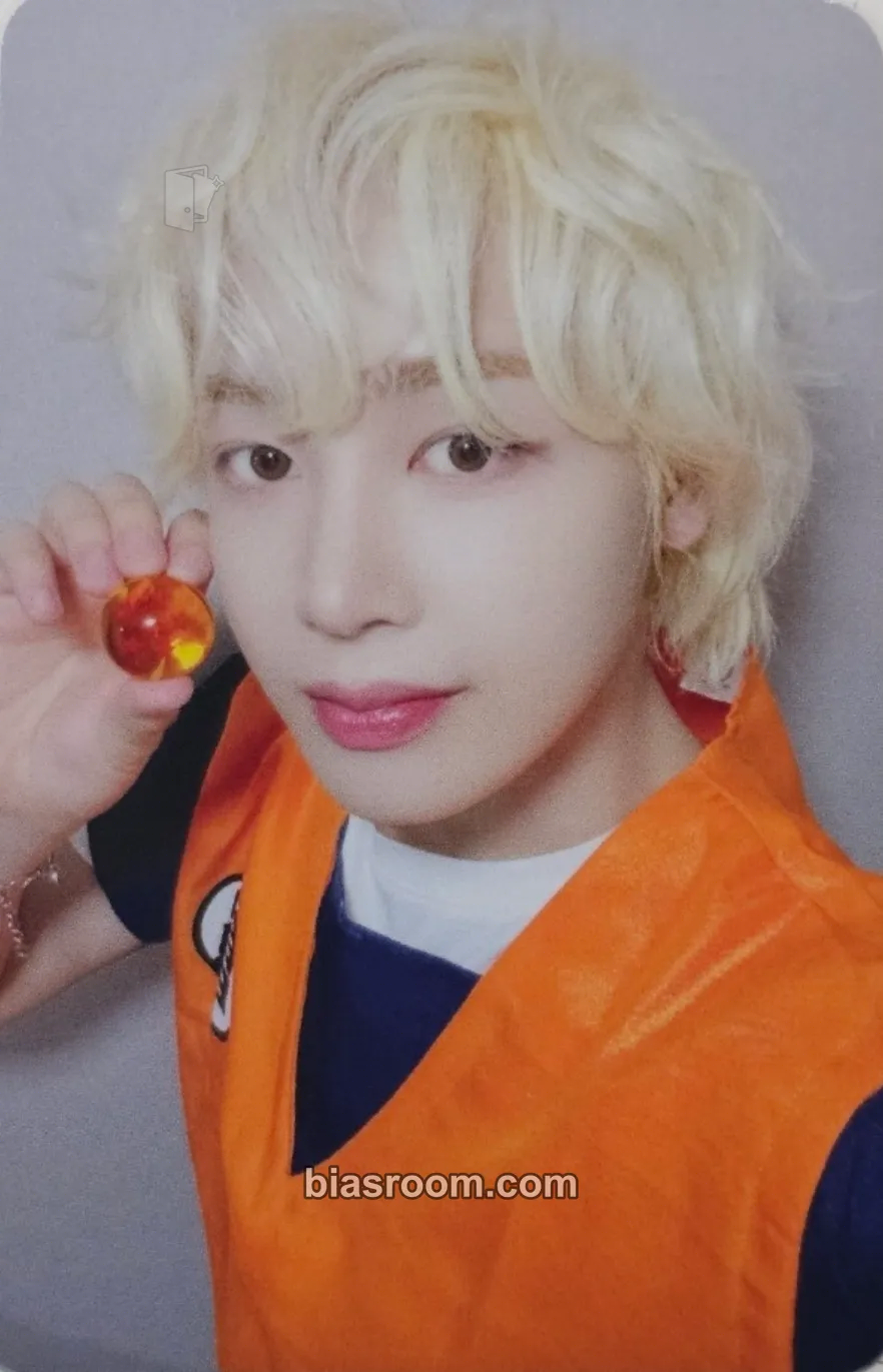 Hunter HOUSE OF TRICKY : SPUR Photocard - xikers - xikers K-pop photocard