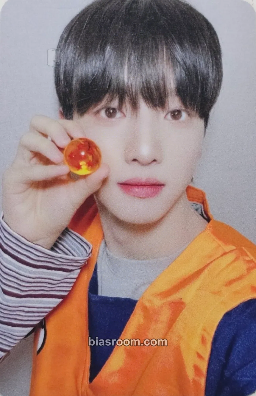 Yujun HOUSE OF TRICKY : SPUR Photocard - xikers - xikers K-pop photocard