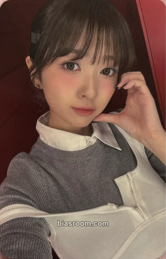 MADEIN - MiU - RISE Album album photocard