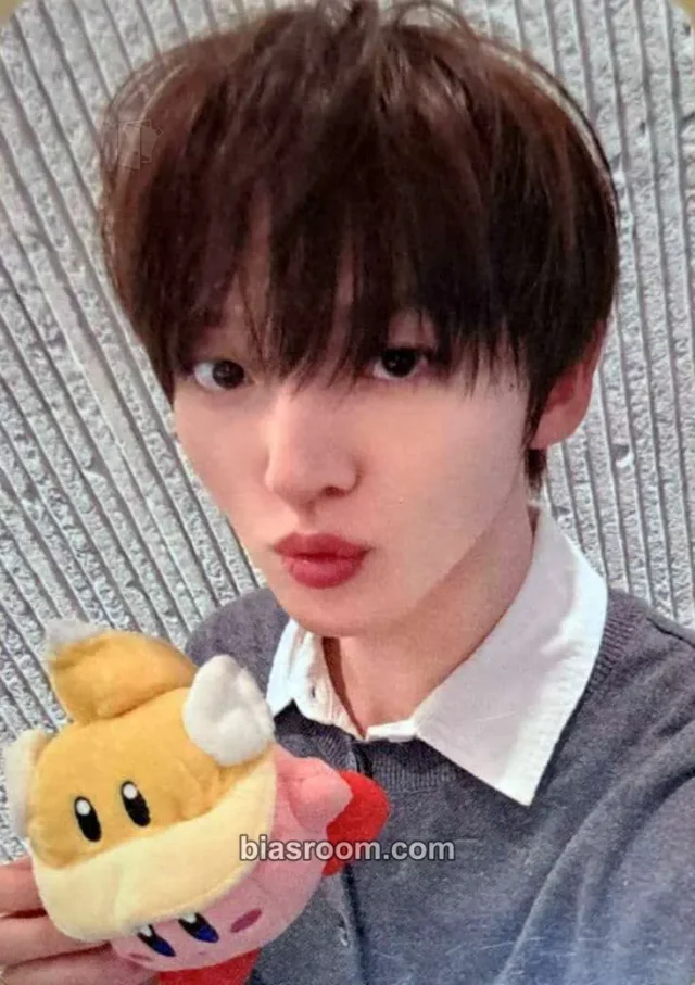 KickFlip - Donghyeon - My First Kick Album apple music video call (fancall)