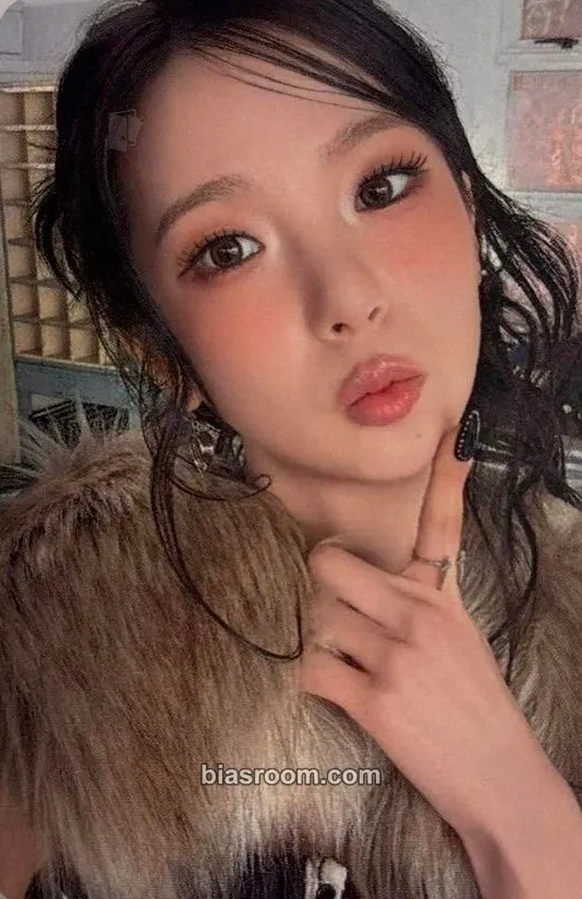 Yujin Crack Code Photocard - Kep1er - Kep1er K-pop photocard