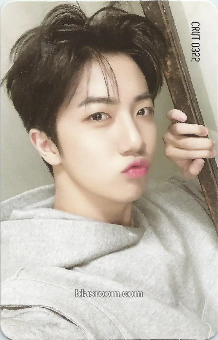 Wonjin LIBERTY : IN OUR COSMOS Photocard - CRAVITY - CRAVITY K-pop photocard