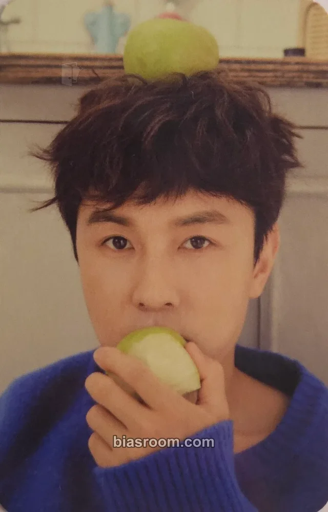 Shinhwa - Dongwan - W (Dongwan Solo) Album album photocard