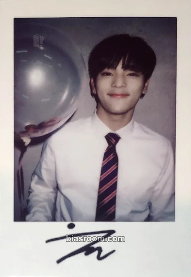Stray Kids - Woojin - Hi-STAY Tour in Korea Event polaroid printed signature purchase benefit special event