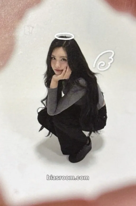 Aisha Code Photocard - EVERGLOW - EVERGLOW K-pop photocard