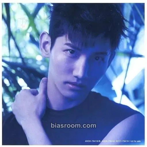 Max Changmin Reboot Photocard - TVXQ - TVXQ K-pop photocard