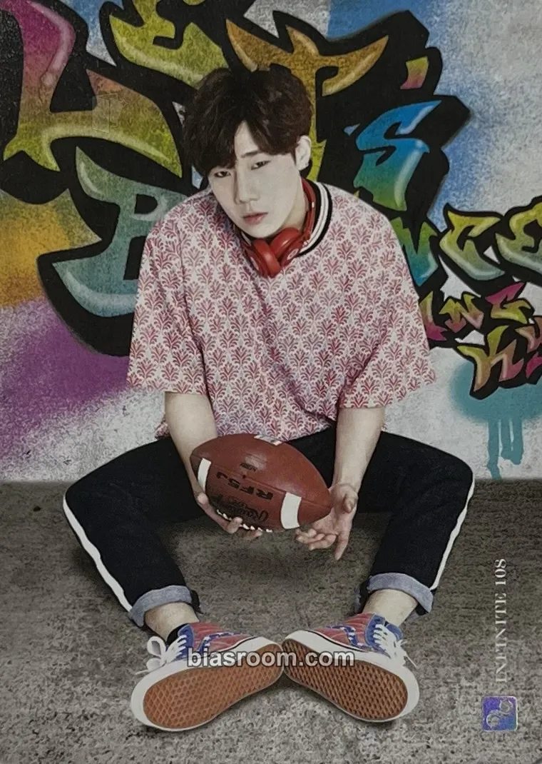 Sungkyu INFINITE <Space: The Arts> Official Collection Card Vol. 2 Photocard - INFINITE - INFINITE K-pop photocard