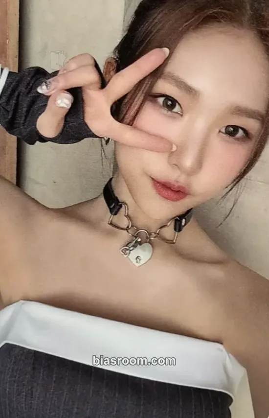 Huiyeon Into The Light Photocard - LIGHTSUM - LIGHTSUM K-pop photocard