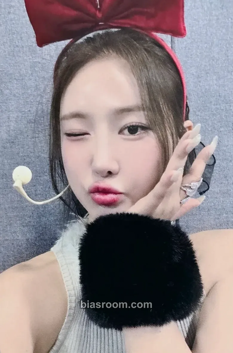 Minyoung Love 2 Photocard - BBGIRLS - BBGIRLS K-pop photocard