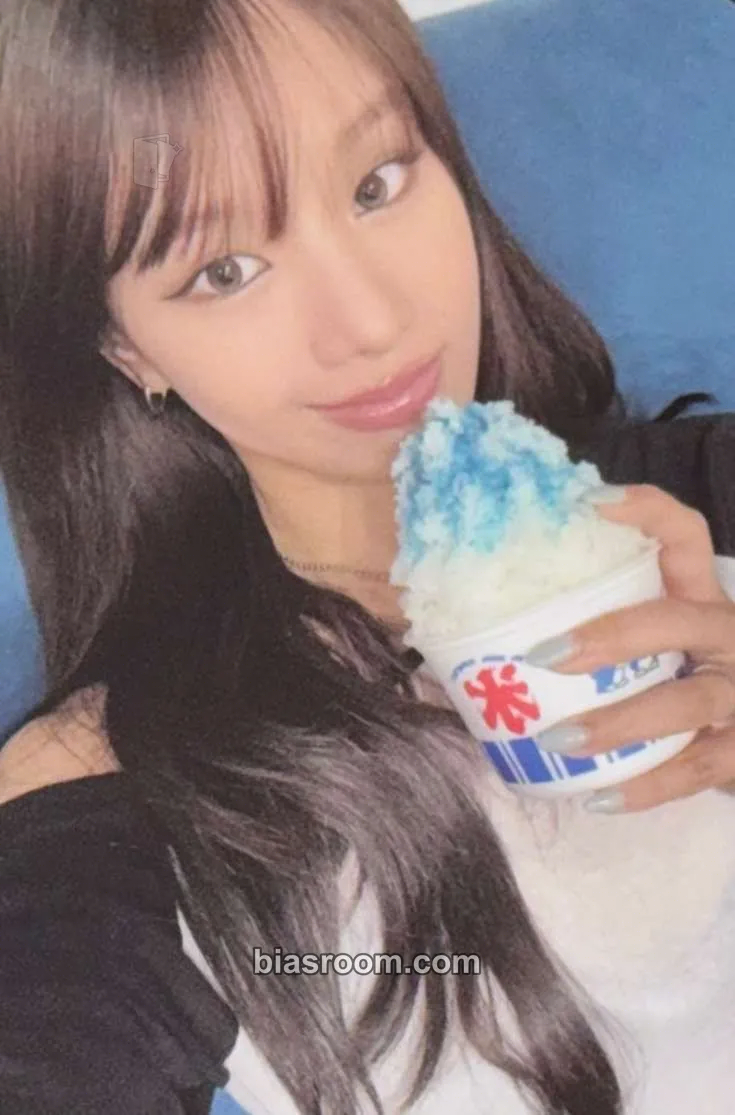 Natty Who Is She Photocard - KISS OF LIFE - KISS OF LIFE K-pop photocard