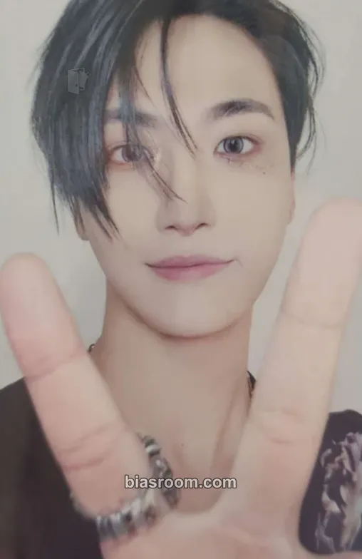 Seonghwa POP-UP: Golden Hour : Part.5 (Soundwave) Photocard - ATEEZ - ATEEZ K-pop photocard