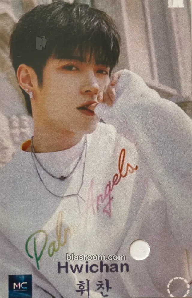 Omega X - Hwichan - Connect :Don't Give Up - 2022 World Tour Event photo event purchase benefit