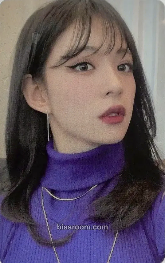 Chaeyoung Midnight Guest Photocard - fromis_9 - fromis_9 K-pop photocard