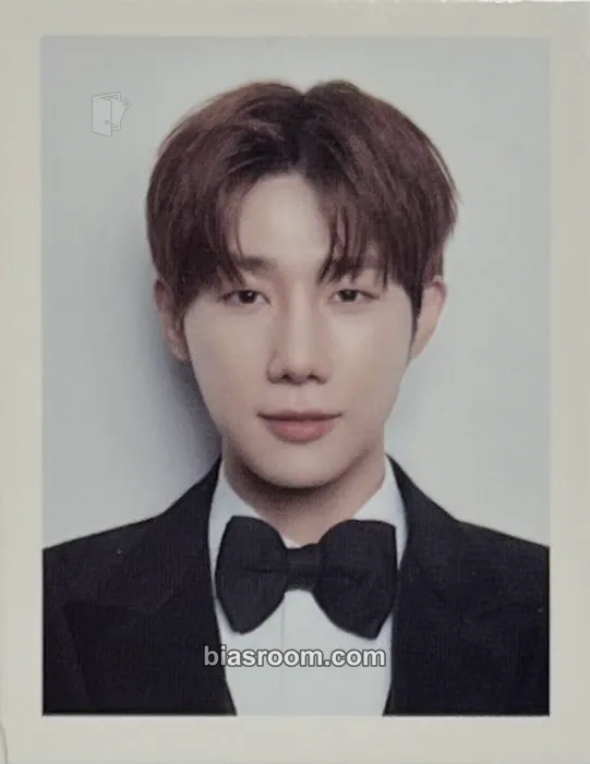 Sungkyu Limited Edition (15th anniversary concert) Photocard - INFINITE - INFINITE K-pop photocard