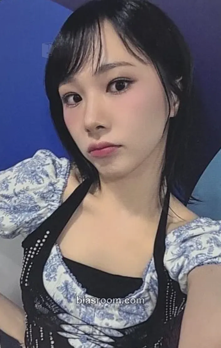 Mia ZOMBIE Photocard - EVERGLOW - EVERGLOW K-pop photocard