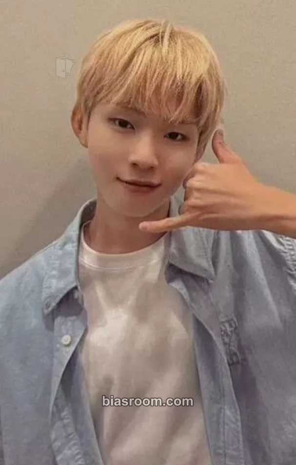 Keiju Kick Out, Flip Now! Photocard - KickFlip - KickFlip K-pop photocard