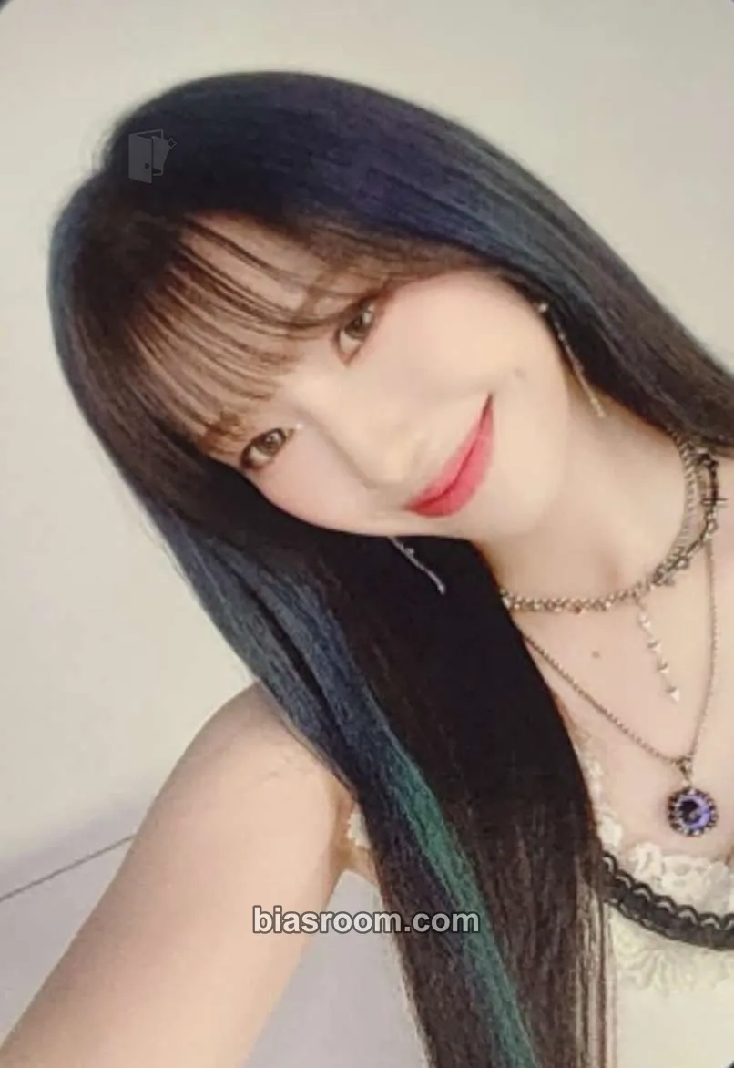 Suyun Flash Photocard - Rocket Punch - Rocket Punch K-pop photocard