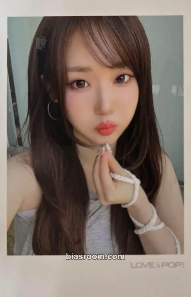 tripleS - Seoyeon - LOVE&POP pt.1 Album 1st music polaroid pob (pre-order benefit)