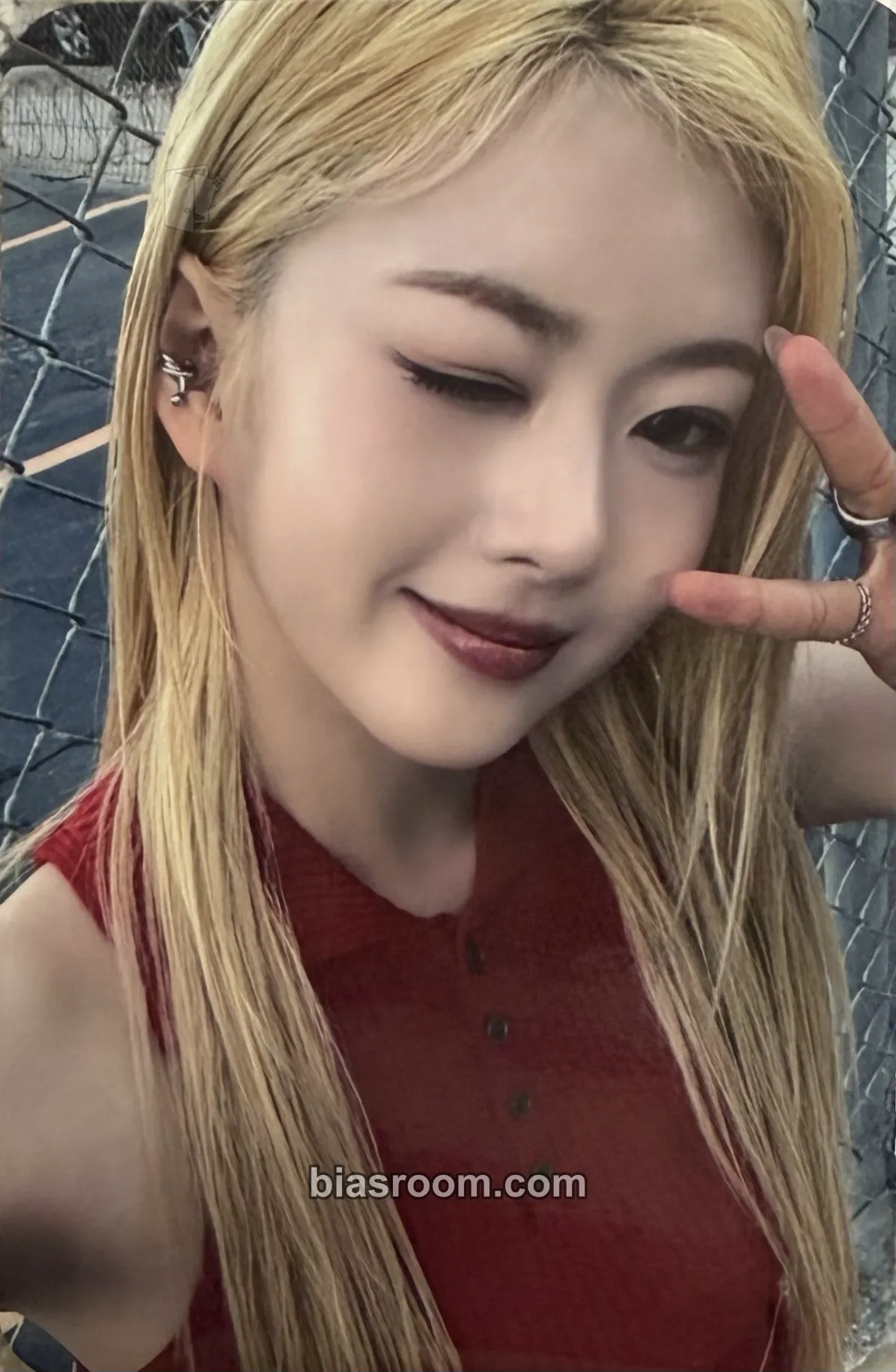 Bome Butterfly Doors Photocard - AtHeart - AtHeart K-pop photocard
