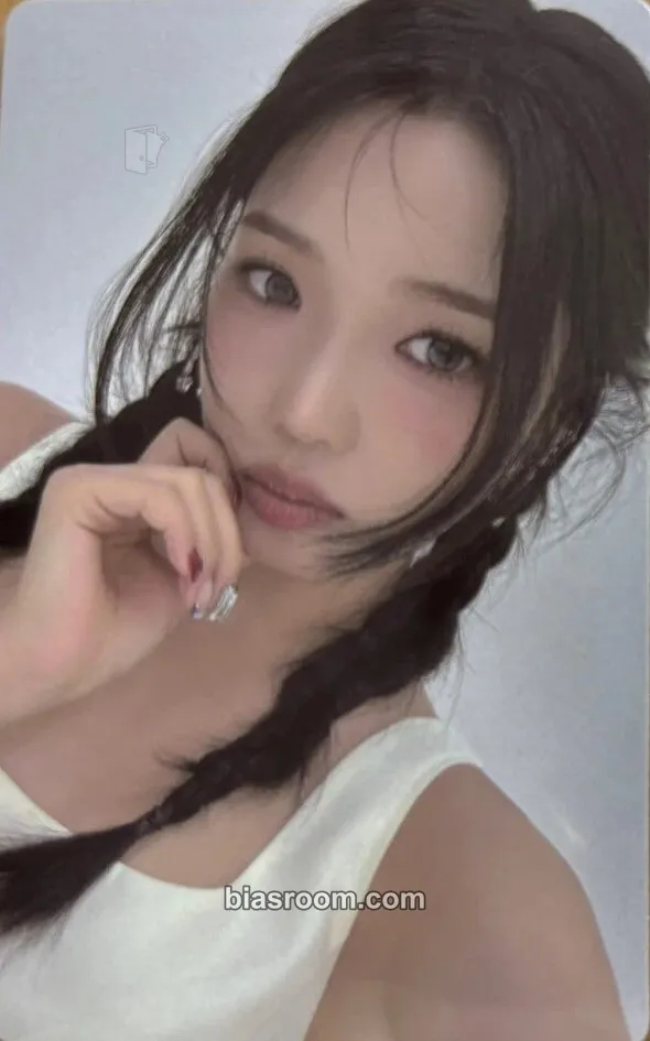 Jisun Supersonic Photocard - fromis_9 - fromis_9 K-pop photocard
