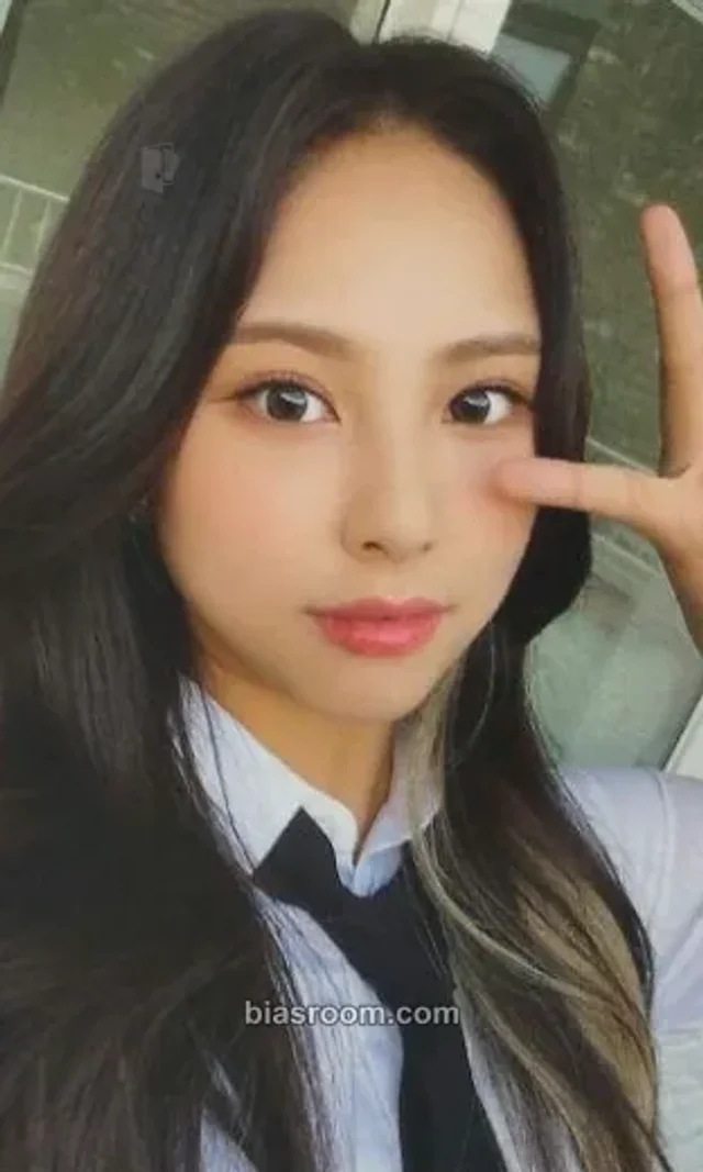 LIGHTSUM - Jian - 2022 Season's Greetings Other photocard set selfie