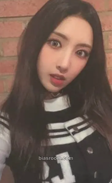 Chowon Into The Light Photocard - LIGHTSUM - LIGHTSUM K-pop photocard