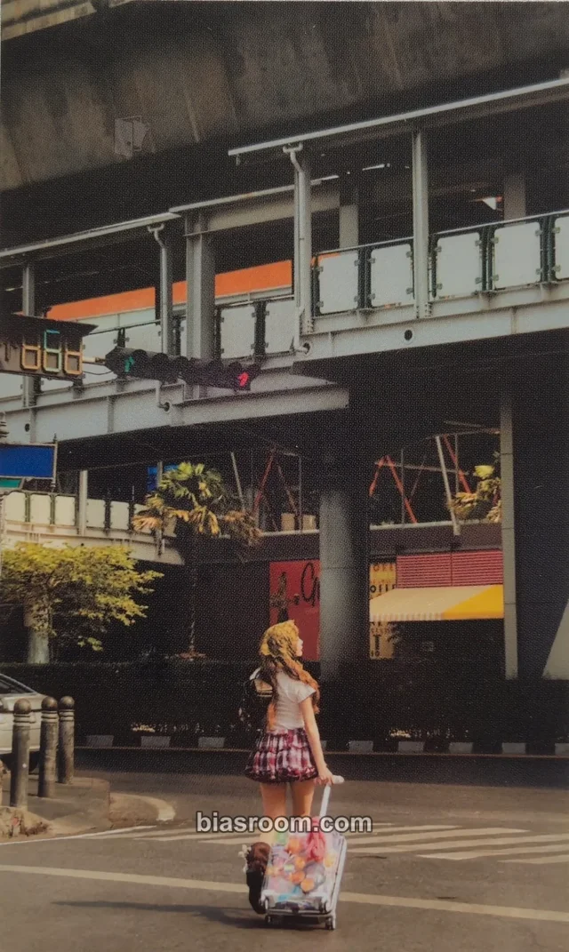 HyunA - Hyuna - Attitude Album postcard album inclusion