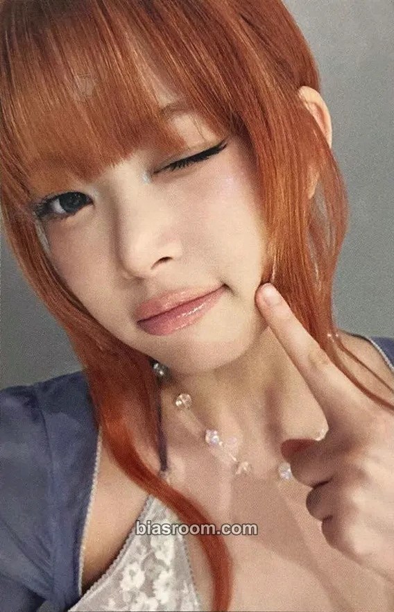 Hong Eunchae Pureflow Tour (2026) Photocard - LE SSERAFIM - LE SSERAFIM K-pop photocard