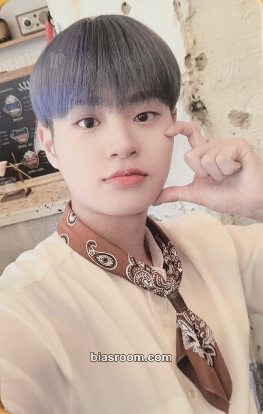 Daehwi ABNEW Fanclub 4th Official Fan Kit Photocard - AB6IX - AB6IX K-pop photocard