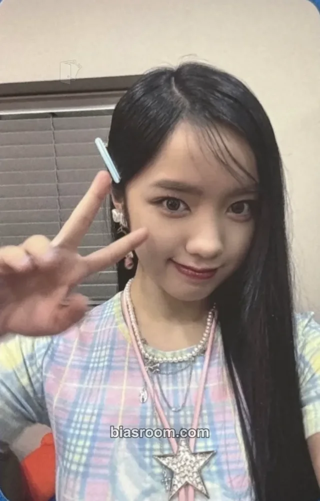 UNIS - Elisia - WE UNIS Album fansign manila day 1