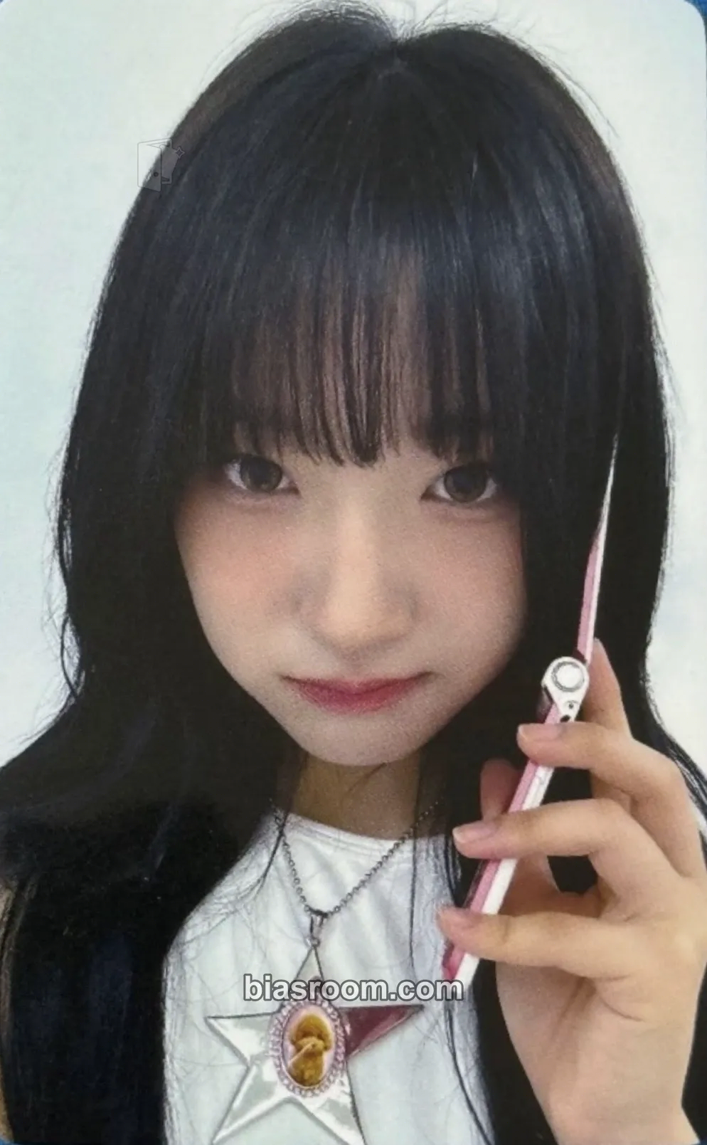 Yunha SWICY Photocard - UNIS - UNIS K-pop photocard