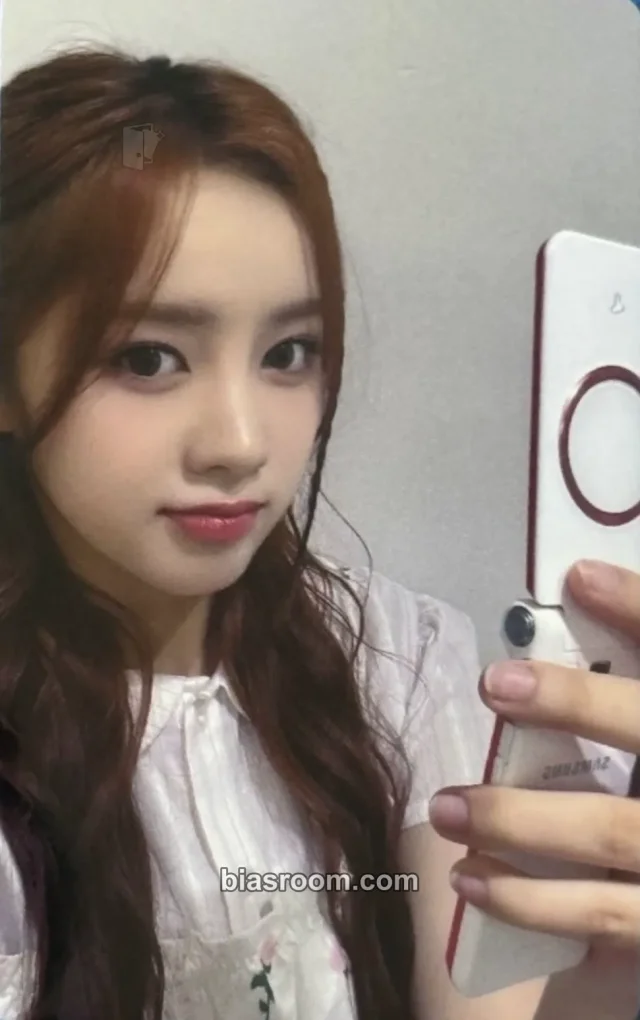 UNIS - Elisia - SWICY Album video call (fancall) jump up round 7