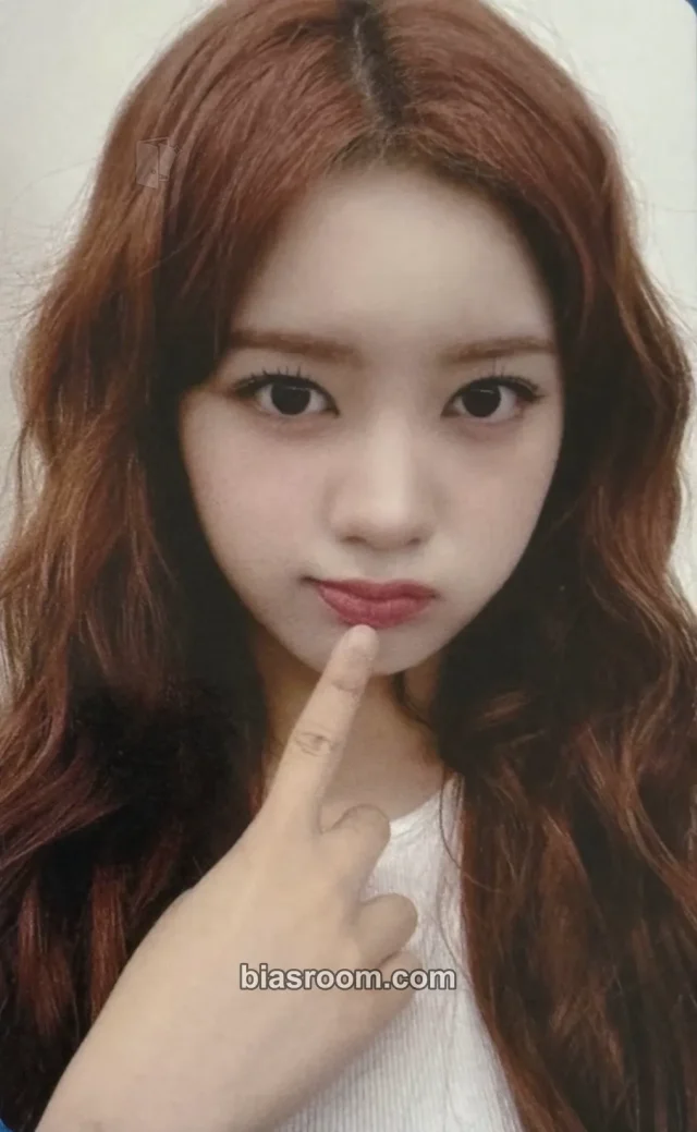 UNIS - Elisia - SWICY Album video call (fancall) jump up round 5