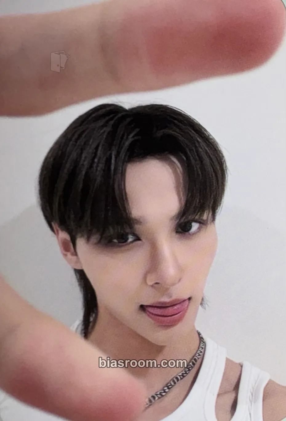 Mackiah LOUD & PROUD Photocard - AMPERS&ONE - AMPERS&ONE K-pop photocard