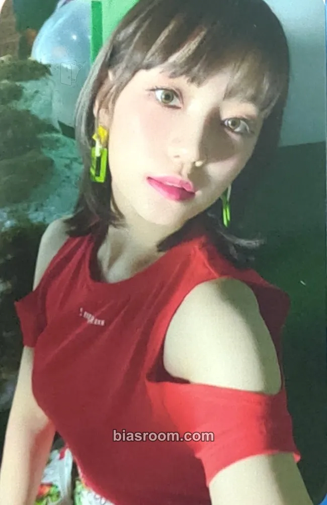 Sohee Blue Punch Photocard - Rocket Punch - Rocket Punch K-pop photocard
