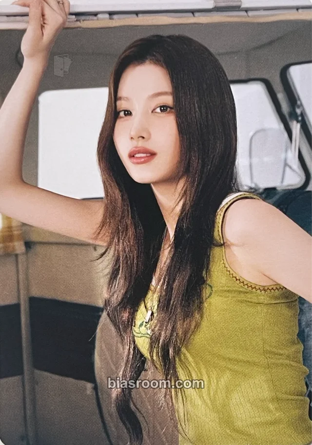 TWICE - Sana - #TWICE5 Album release event trading card