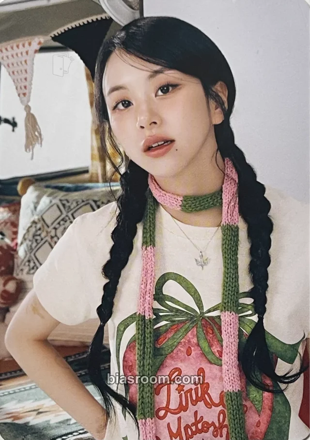 TWICE - Chaeyoung - #TWICE5 Album release event trading card