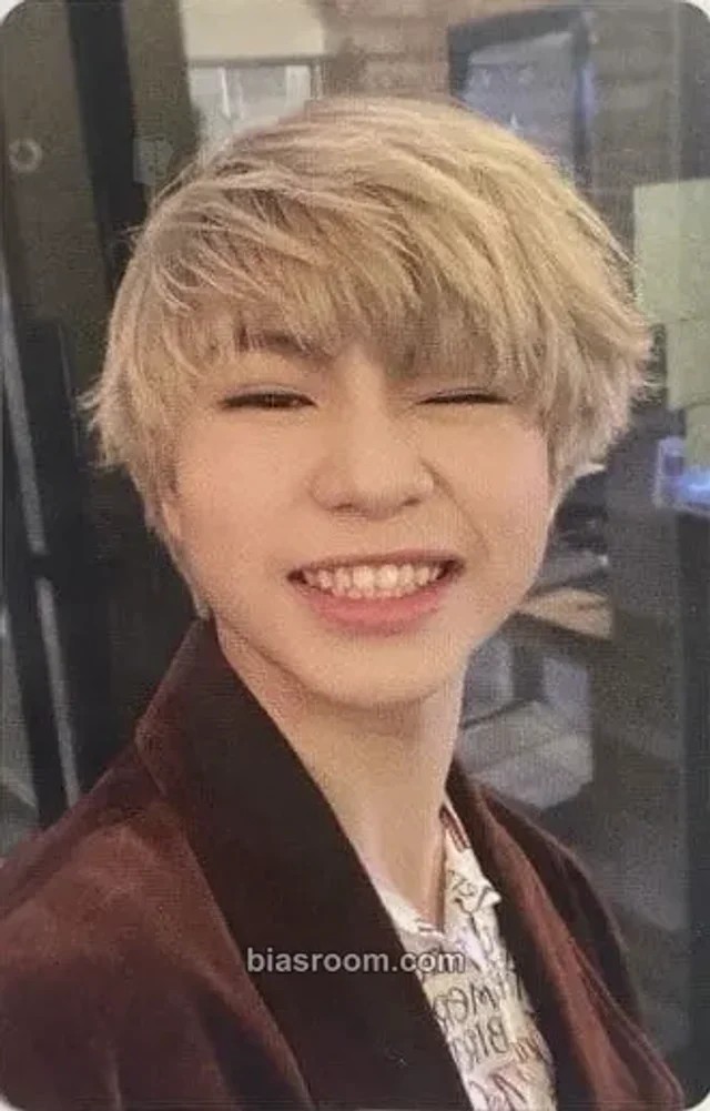 TFN - Kio - Before Sunrise part. 3 Album album photocard