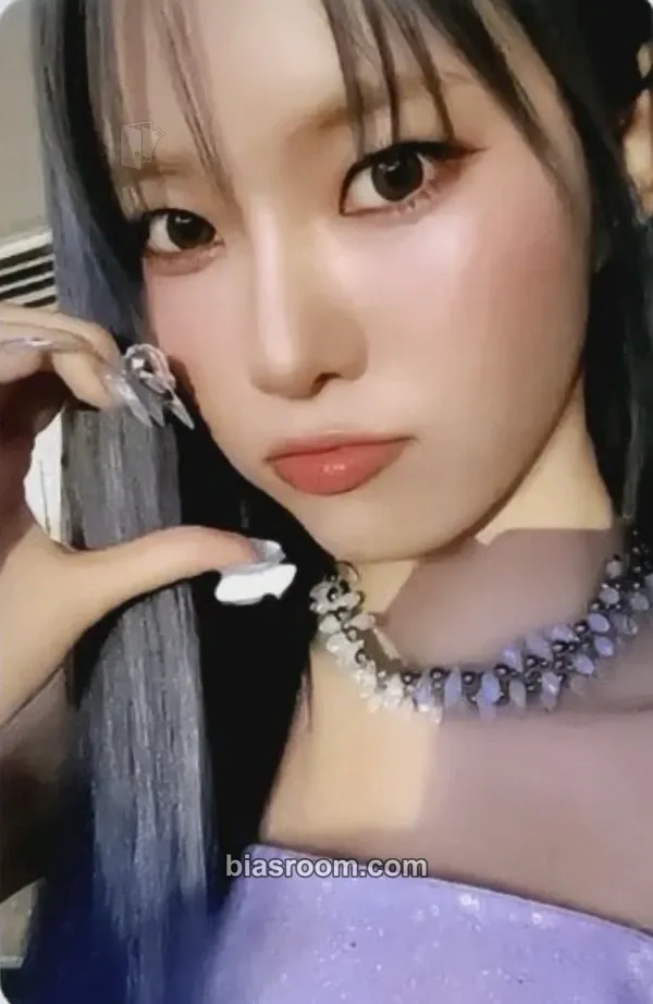 Monday Bliss Photocard - Weeekly - Weeekly K-pop photocard