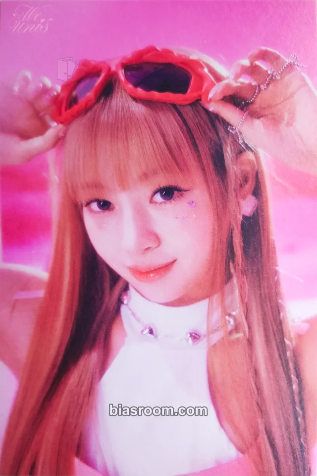 UNIS - Nana - WE UNIS Album postcard set