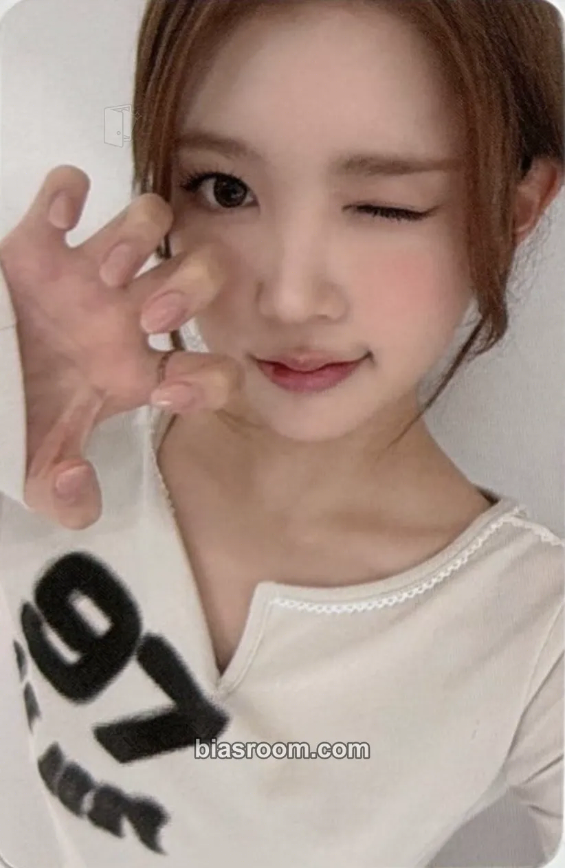 A-na Lemon Tang Photocard - Hearts2Hearts - Hearts2Hearts K-pop photocard