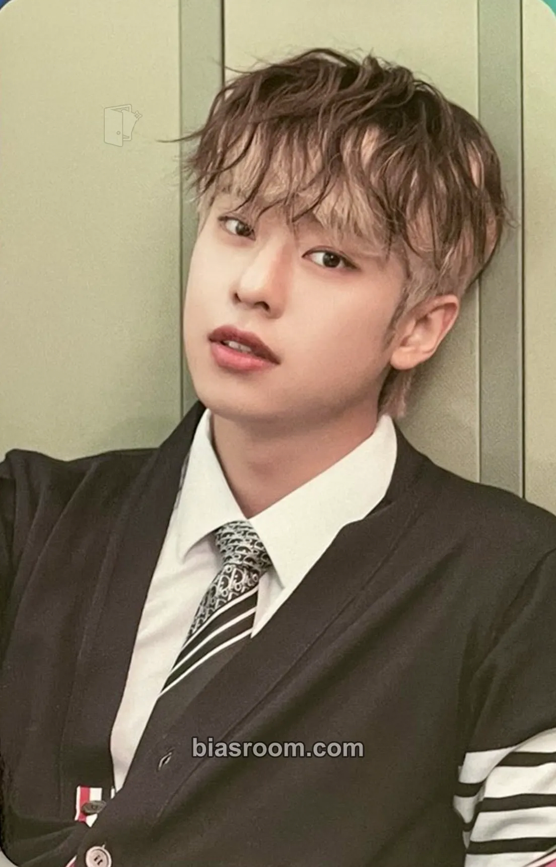 Donghyun 2023 Season's Greetings Photocard - AB6IX - AB6IX K-pop photocard
