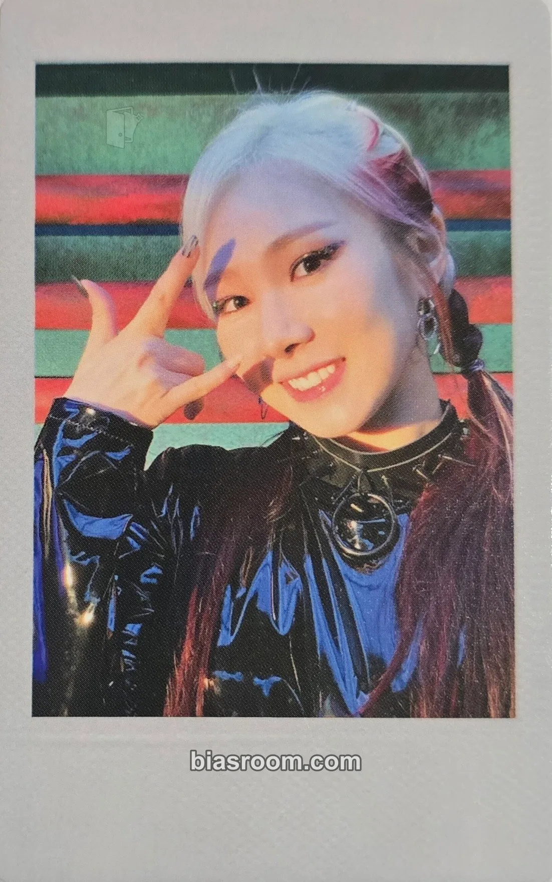 Mia Return of The Girl Photocard - EVERGLOW - EVERGLOW K-pop photocard
