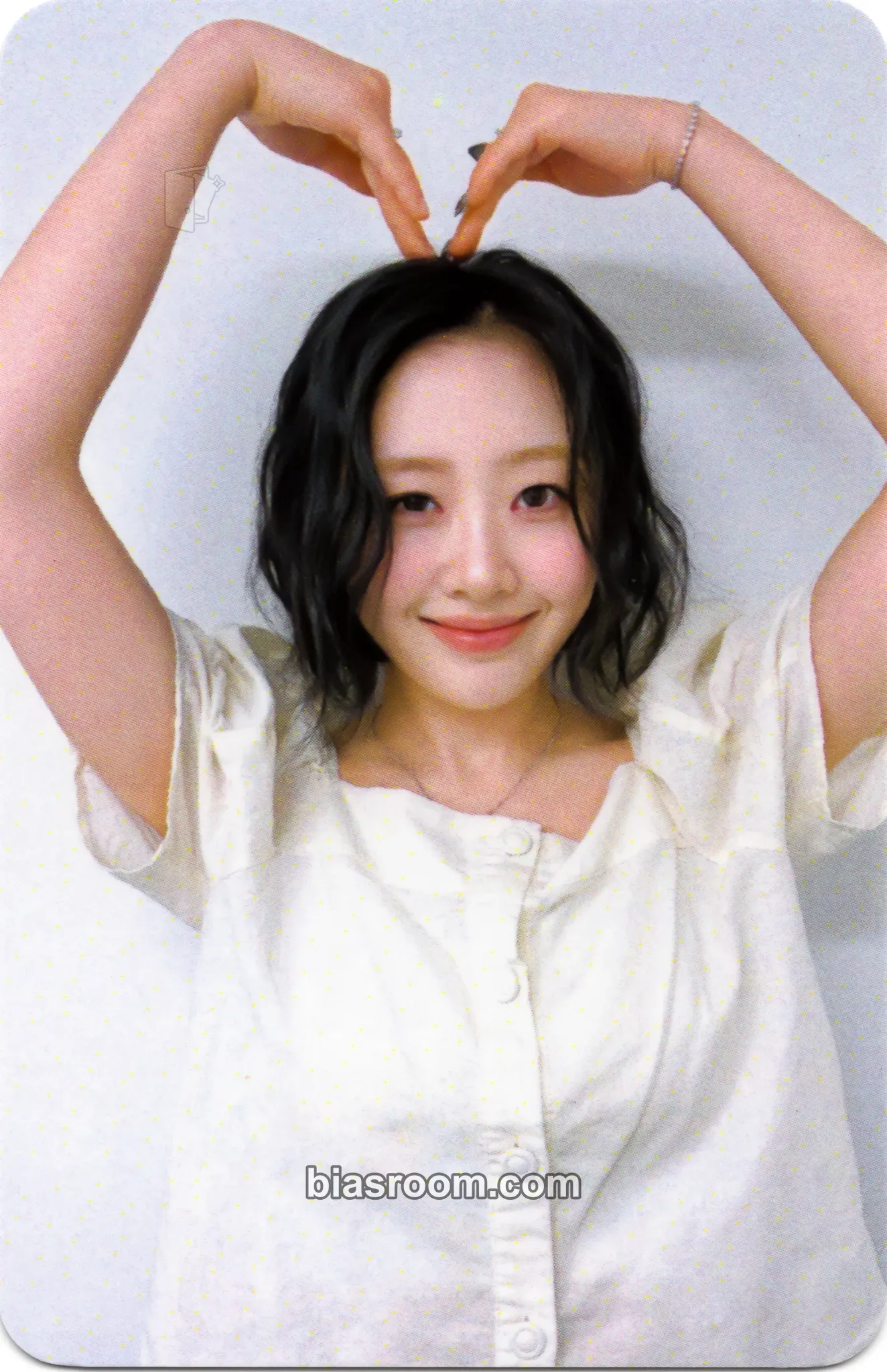 Yves Nail Photocard - Yves - Yves K-pop photocard