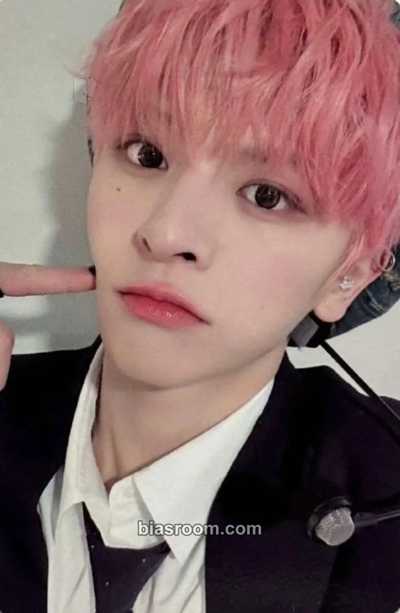 Laurence Funky Like Me Photocard - n.SSign - n.SSign K-pop photocard