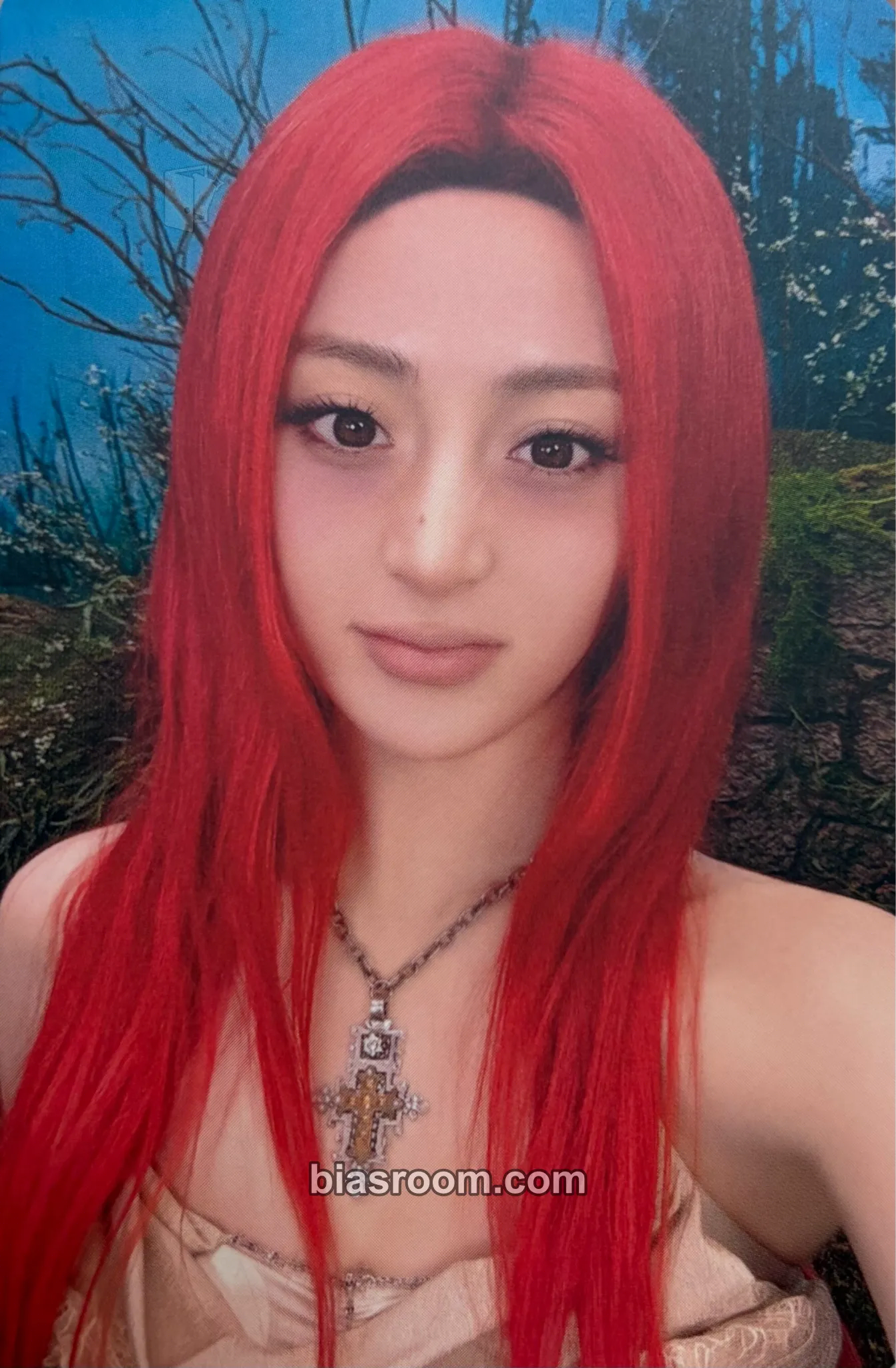 Huh Yunjin PUREFLOW pt.1 Photocard - LE SSERAFIM - LE SSERAFIM K-pop photocard