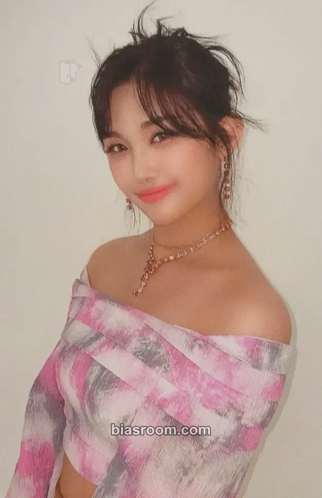 Aisha Return of The Girl Photocard - EVERGLOW - EVERGLOW K-pop photocard