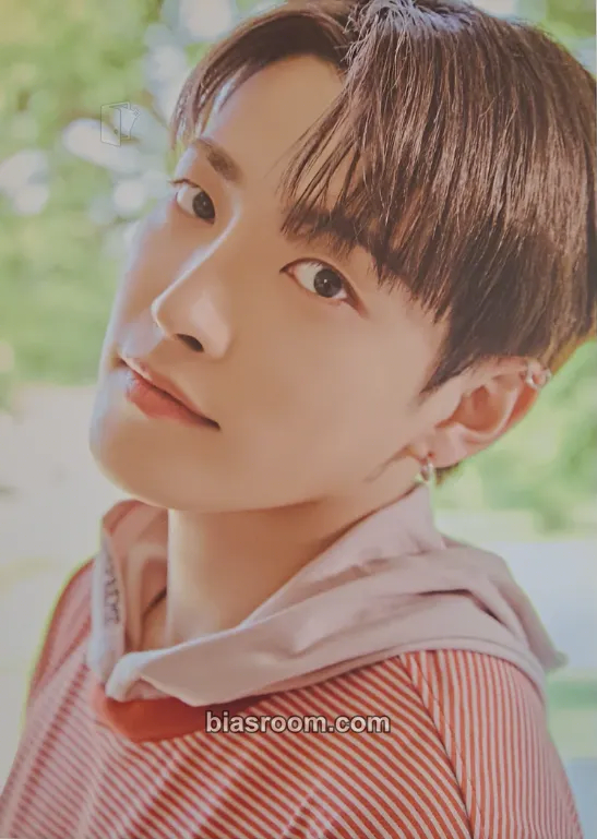 Hongjoong 2024 Fanmeeting - Atiny's Voyage: From A to Z Photocard - ATEEZ - ATEEZ K-pop photocard